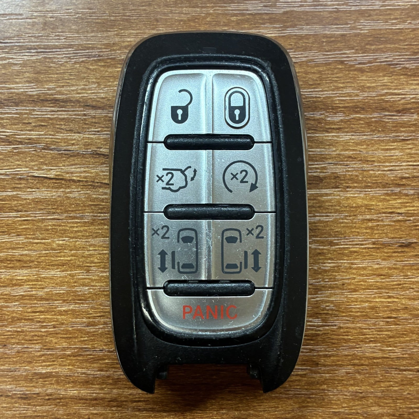 Chrysler Pacifica / Voyager 2017-2025 Smart Key Fob 7-Button 68217832AC M3N-97395900 Unlocked 1 Chrysler Pacifica Voyager smart key fob 68217832AC