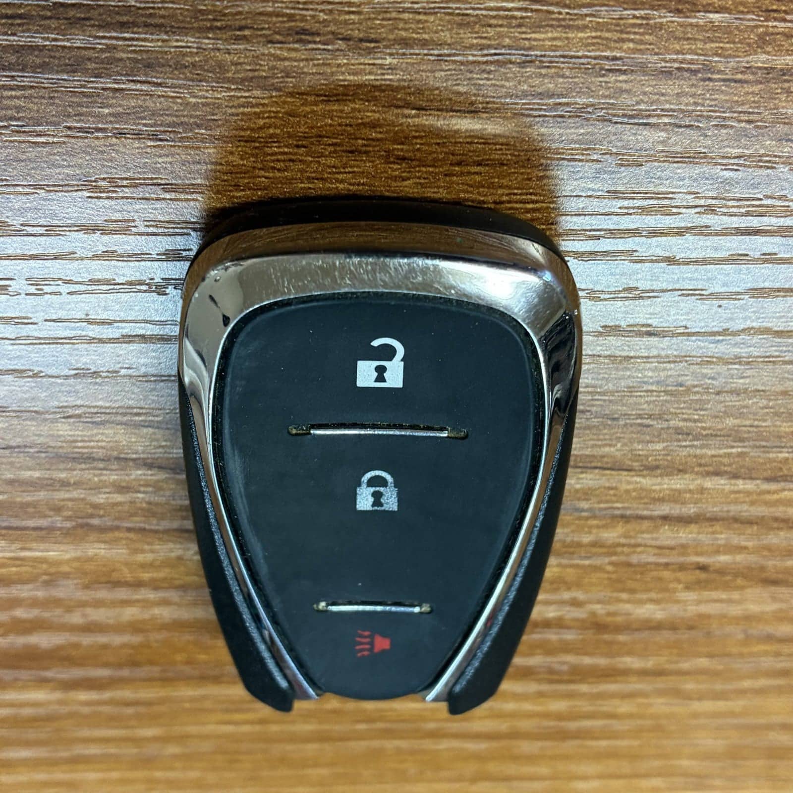 Chevrolet Equinox / Spark / Sonic Smart Key Fob 3-Button 13529665 HYQ4AA Unlocked - Mint - Image 1