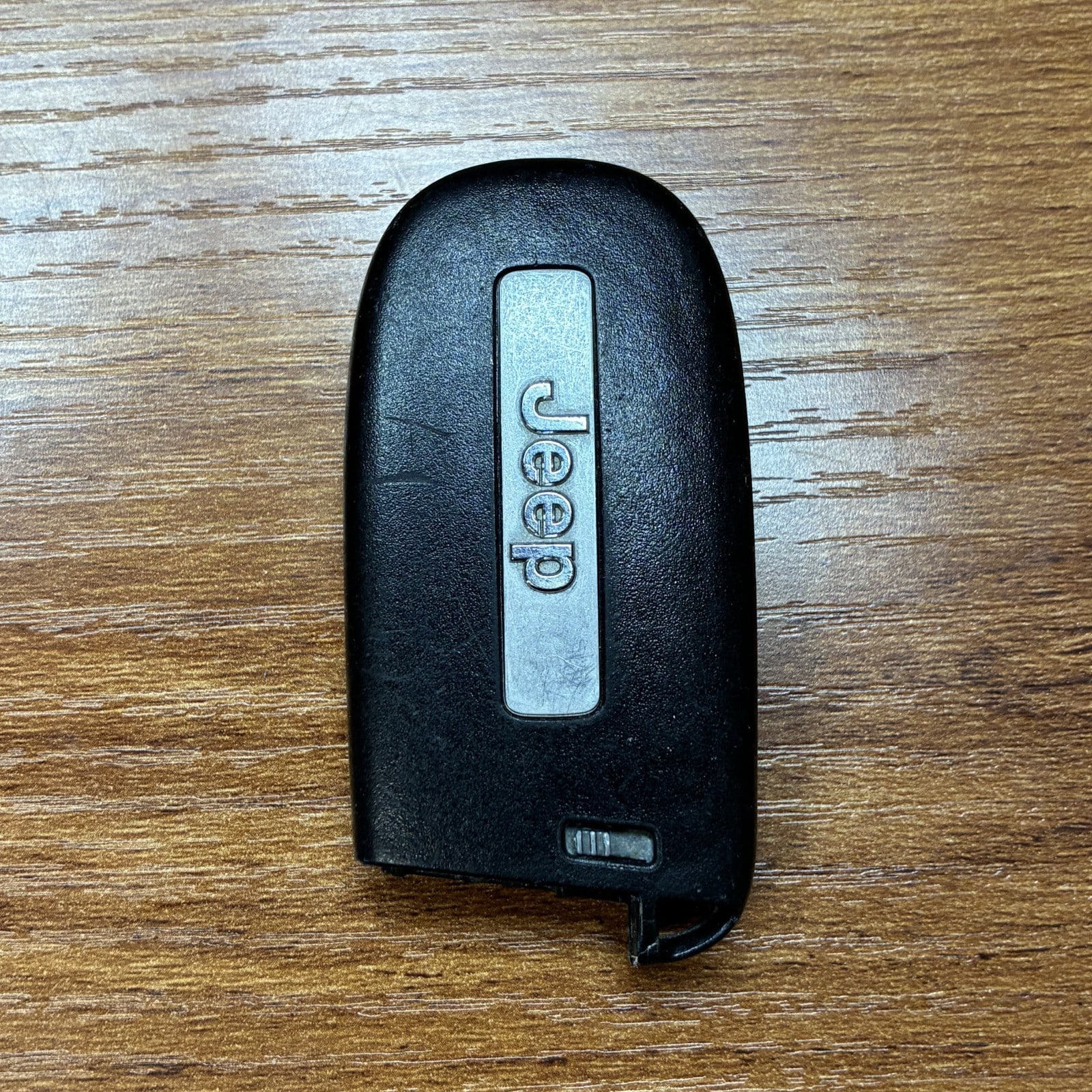 Jeep Grand Cherokee 2014-2022 smart key fob 68143502AC – photo 5