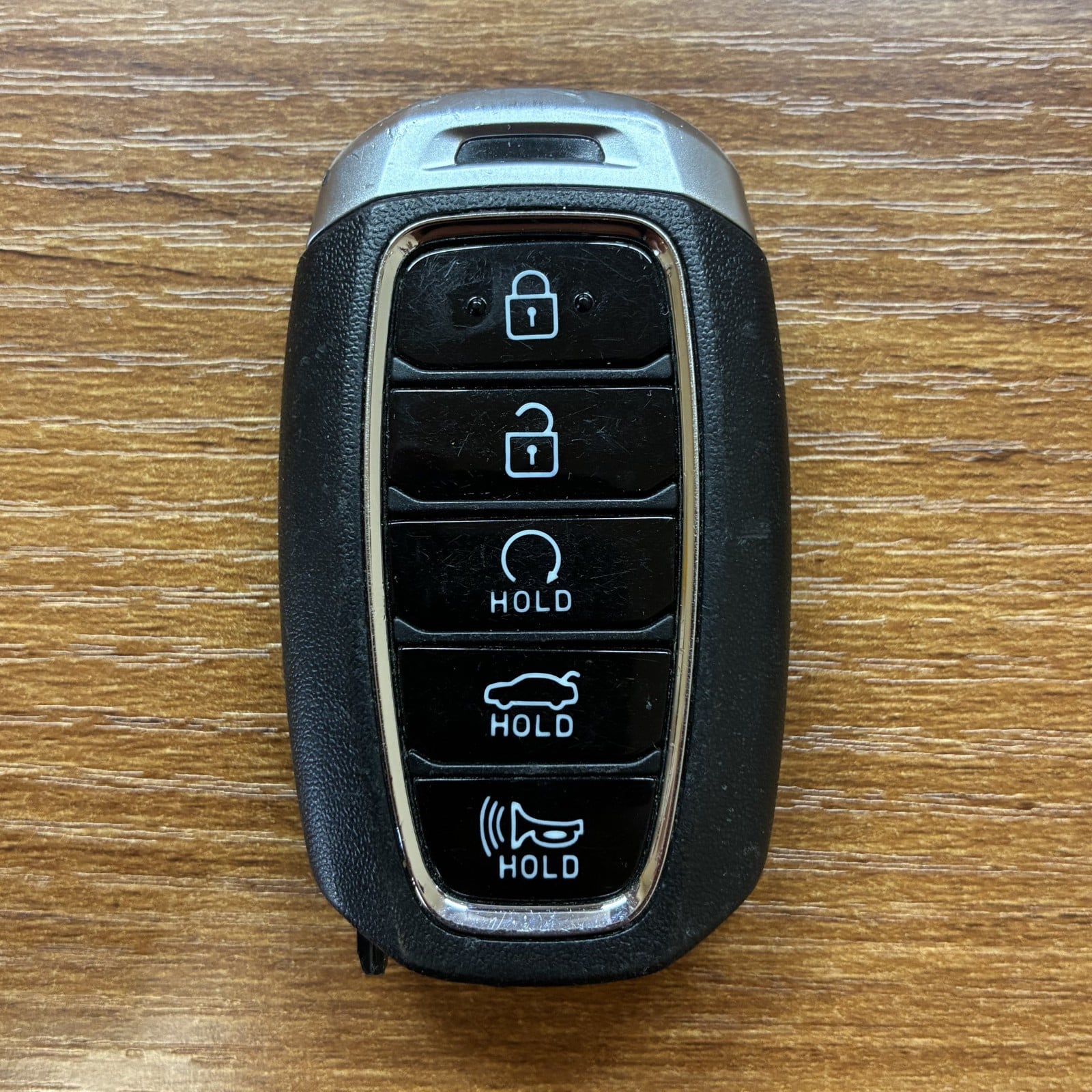 Hyundai Elantra 2021-2024 Smart Key Fob 5-Button 95440-AA000 NYOMBEC5FOB2004 Unlocked - Excellent - Image 1