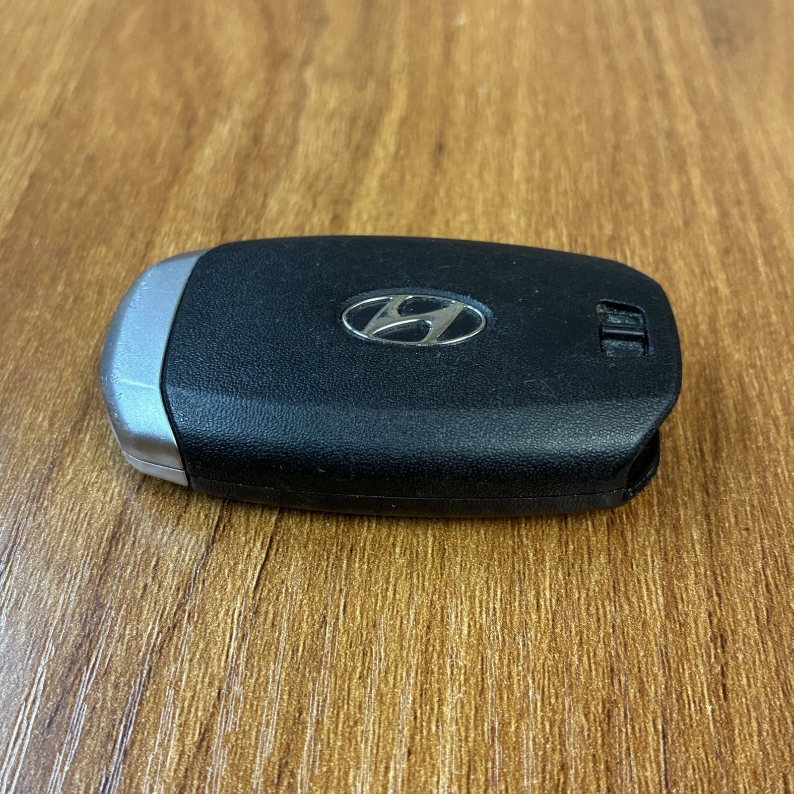 Hyundai Elantra 2021-2024 Smart Key Fob 5-Button 95440-AA000 NYOMBEC5FOB2004 Unlocked - Excellent - Image 6