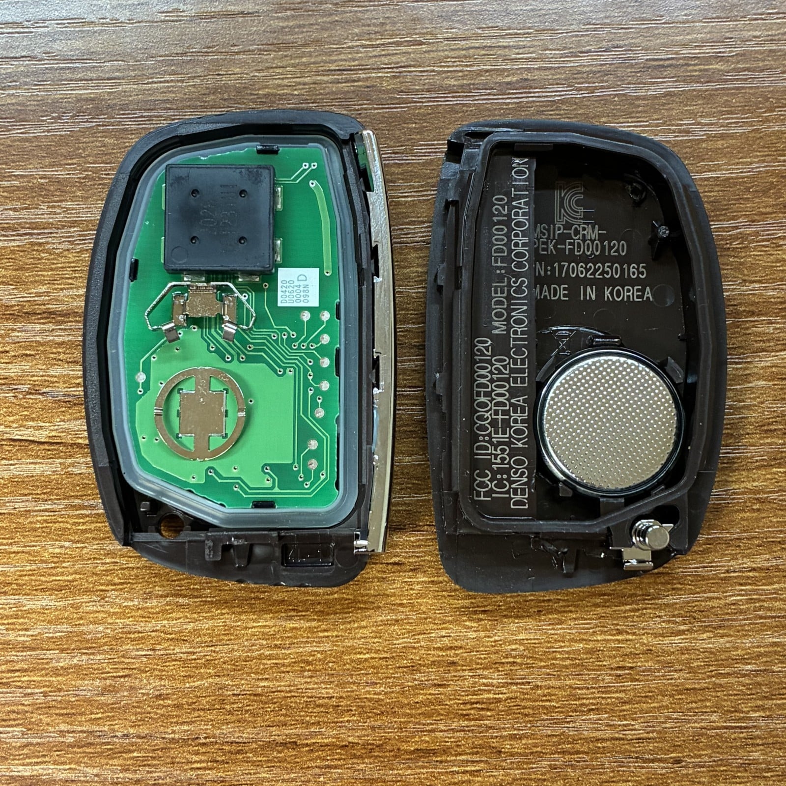 Hyundai Sonata 2018-2019 Smart Key Fob 4-Button 95440-C2500 CQOFD00120 Unlocked - Mint 7 Hyundai Sonata 2018-2019 Smart Key Fob 4-Button 95440-C2500 CQOFD00120 Unlocked - Mint - Image 7