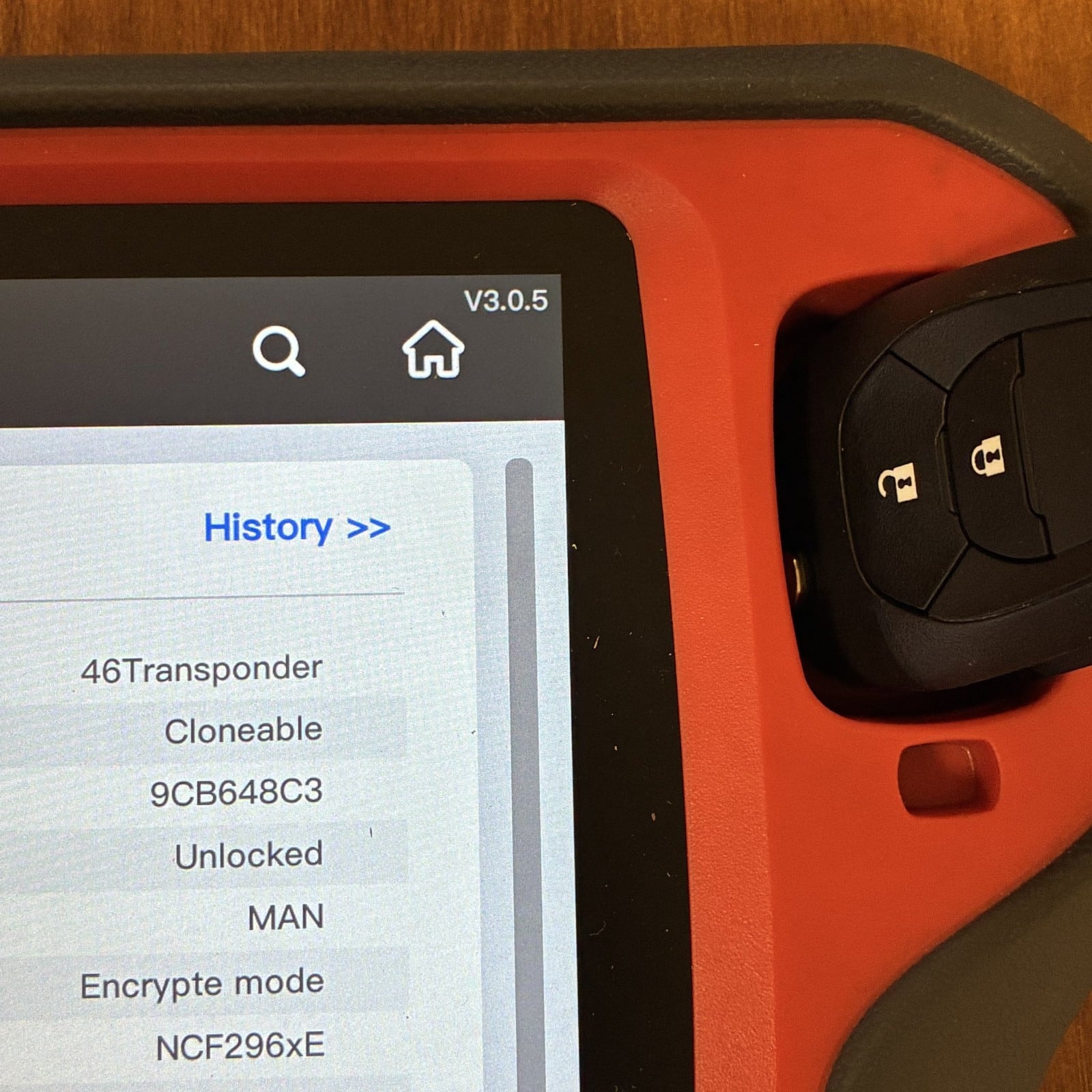 Chevrolet Trax / Spark Flip Key Fob 3-Button 13530738 LXP-T003 Unlocked - Excellent 11 Chevrolet Trax / Spark Flip Key Fob 3-Button 13530738 LXP-T003 Unlocked - Excellent - Image 11