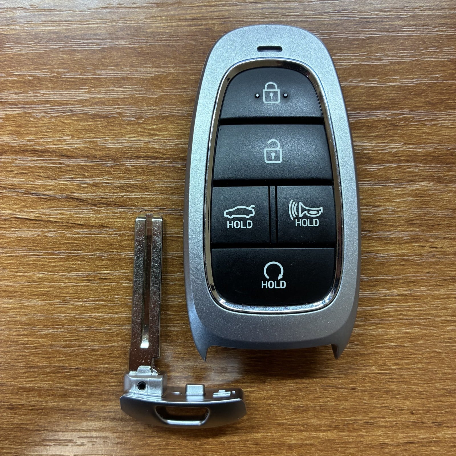 Hyundai Sonata 2019-2023 Key Fob 5-Button 95440-L1060 TQ8-FOB-4F27 Unlocked - Mint 1 Hyundai Sonata 2019-2023 Key Fob 5-Button 95440-L1060 TQ8-FOB-4F27 Unlocked - Mint - Image 1