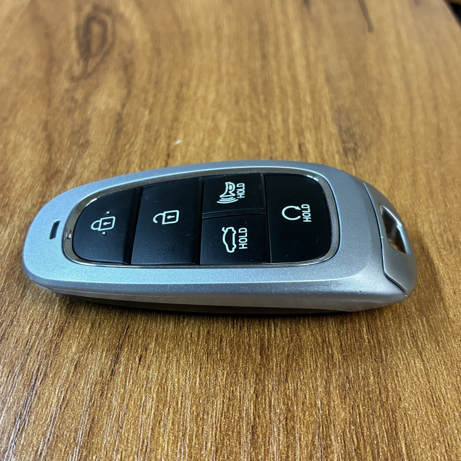 Hyundai Sonata 2019-2023 Key Fob 5-Button 95440-L1060 TQ8-FOB-4F27 Unlocked - Mint 3 Hyundai Sonata 2019-2023 Key Fob 5-Button 95440-L1060 TQ8-FOB-4F27 Unlocked - Mint - Image 3