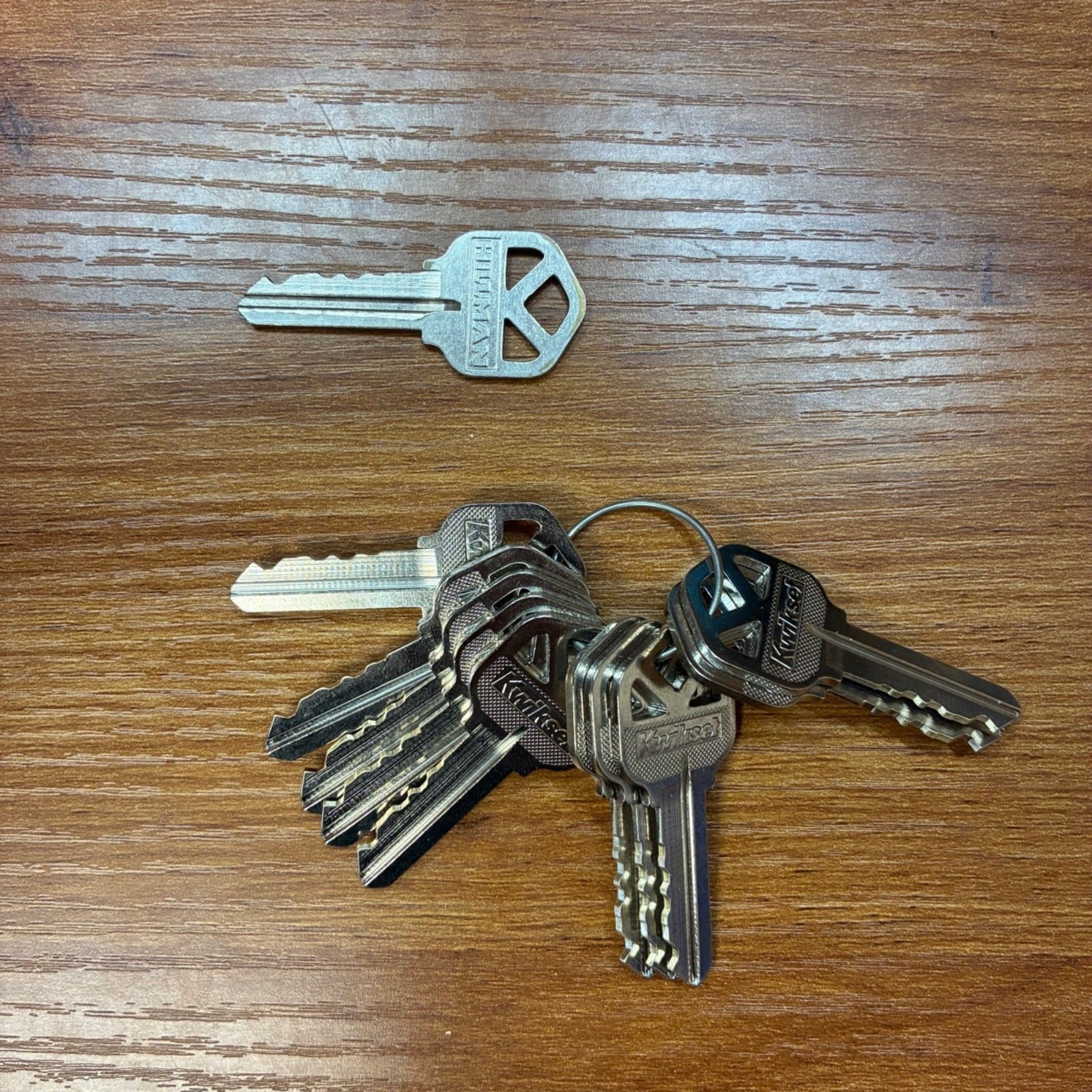 House Keys Cut to Code: Kwikset KW1 / Schlage SC1 / SC4 (Plain or DND) - Image 4